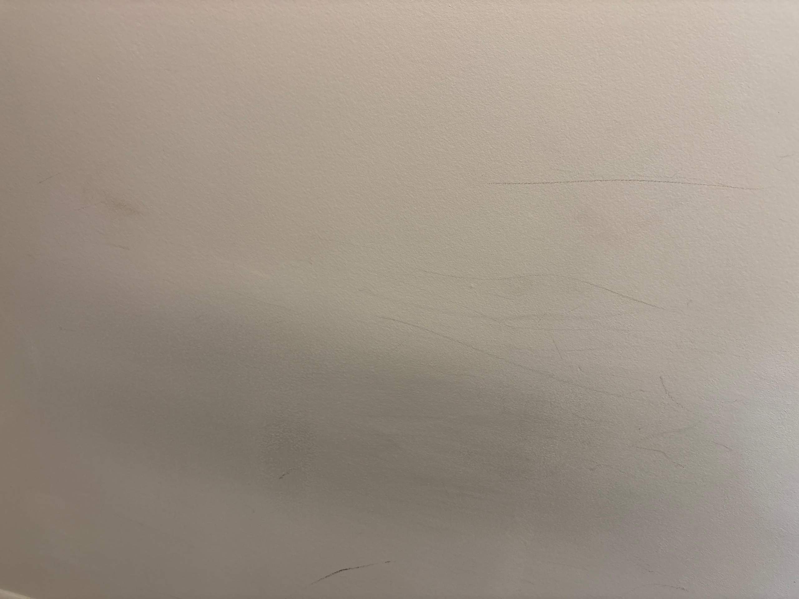 Graue Flecken An Der Wand