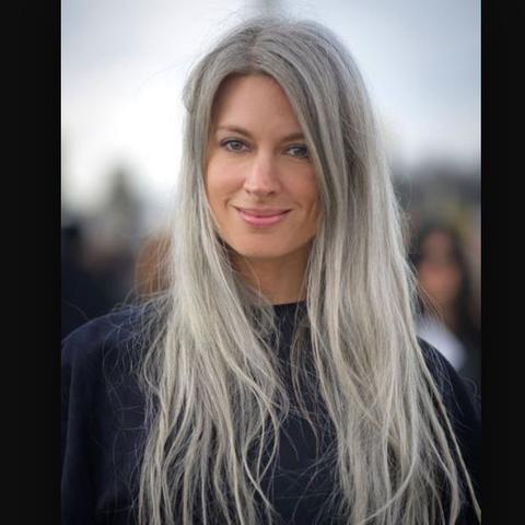 Wie Findet Ihr Grau Gefarbte Haare Bei Einer 16 Jahrigen Beauty Farben Marke
