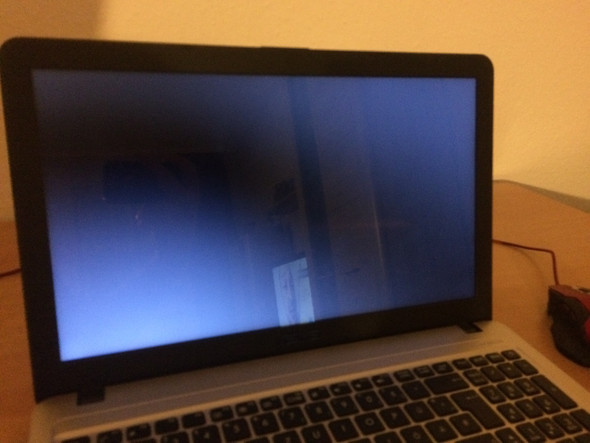 Grauer Laptop Bildschirm Computer Technik Technologie