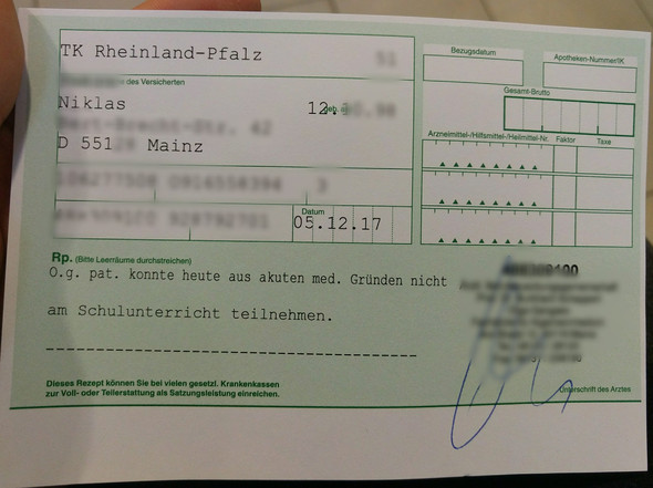 Gruner Schein Als Attest Schule Recht Arbeit