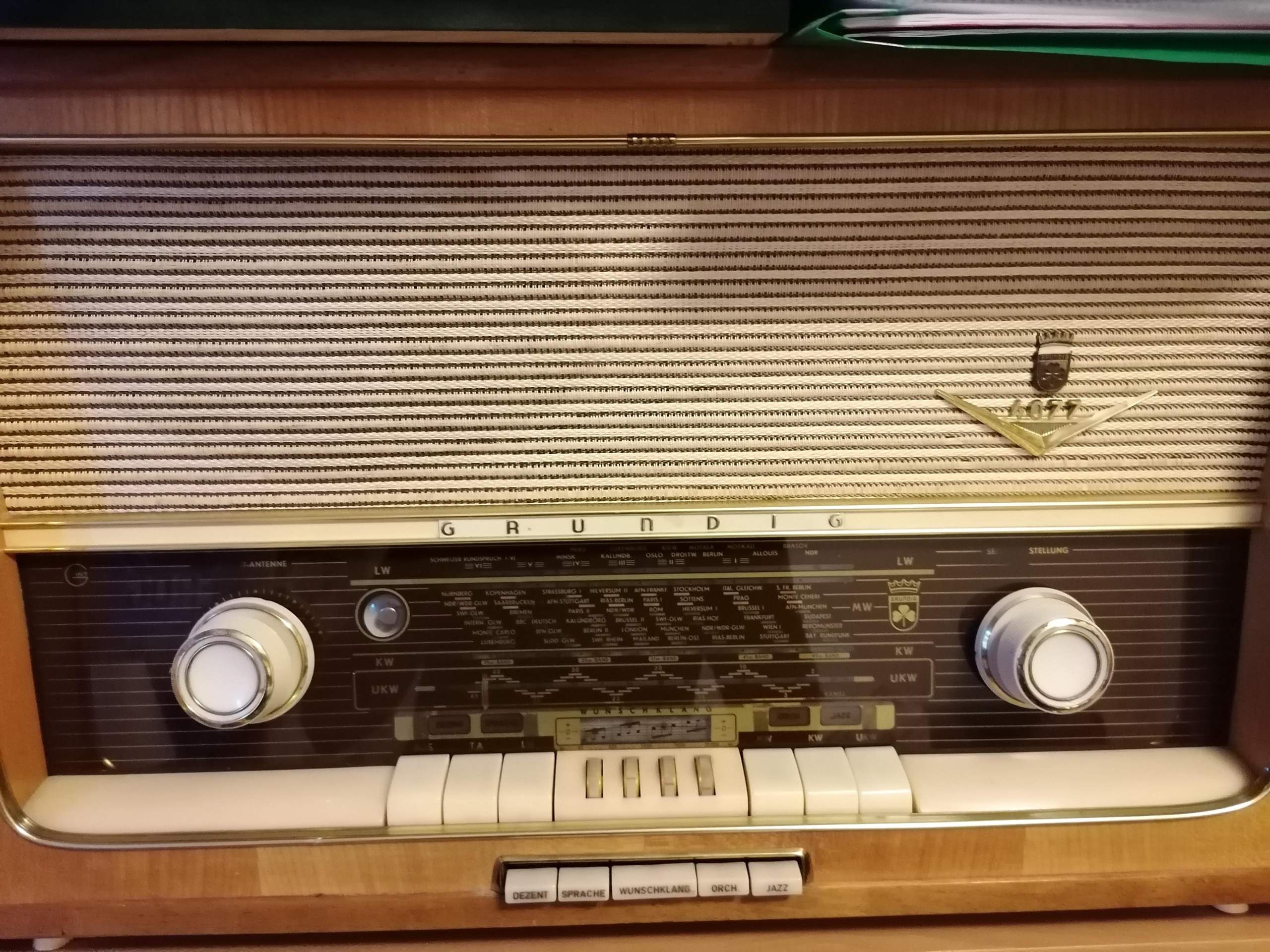 Grundig Radio Alt wert?