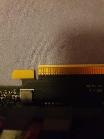 - (Grafikkarte, GTX 1050)