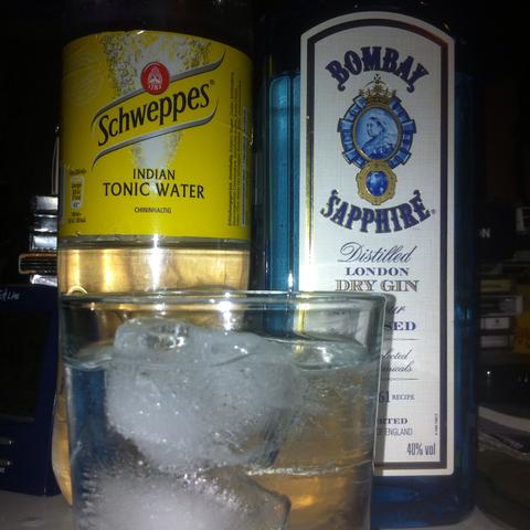 Gin tonic - (Alkohol, Wodka, Cocktail)
