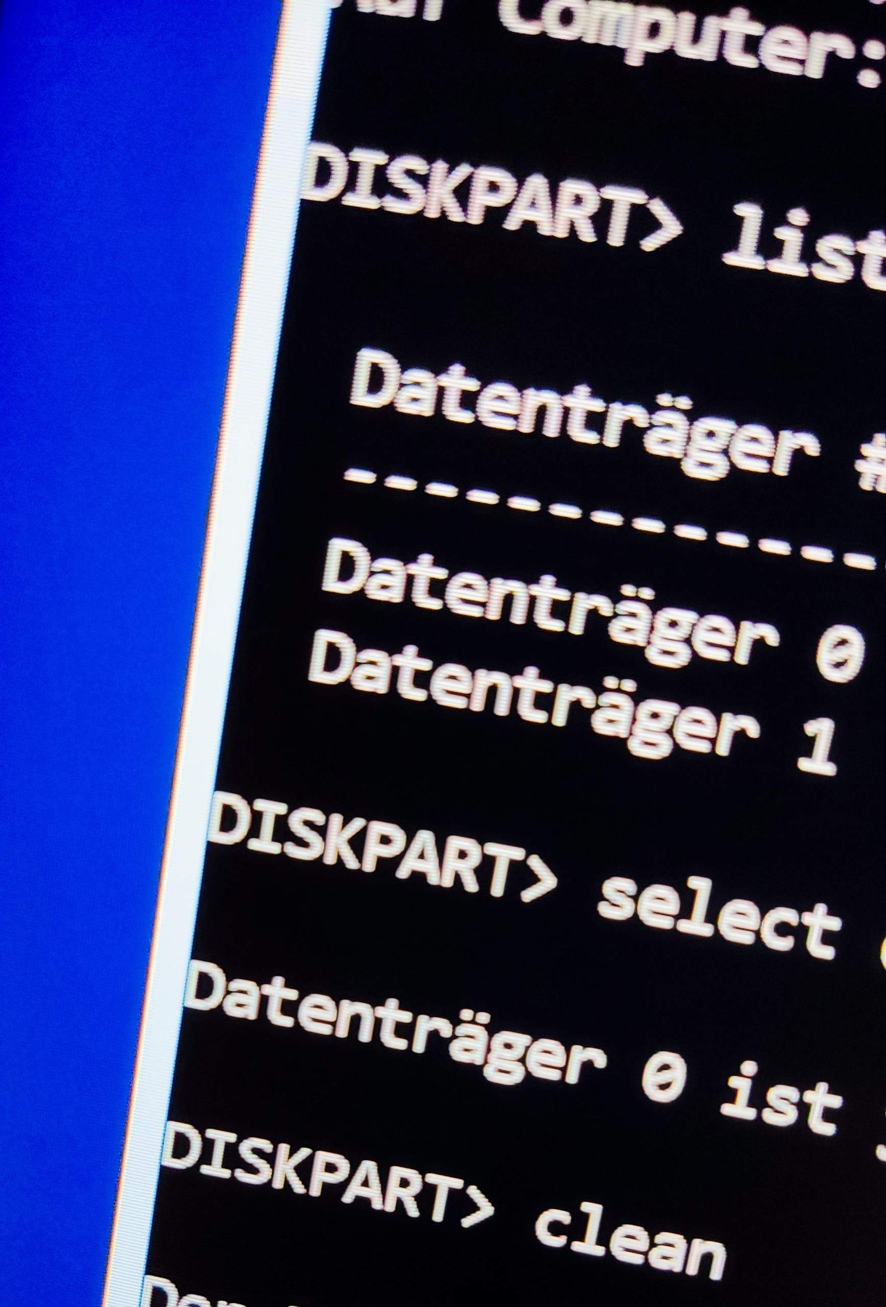 Guten tag warum schreibt man bei windows 10 cmd diskpart mit k statt