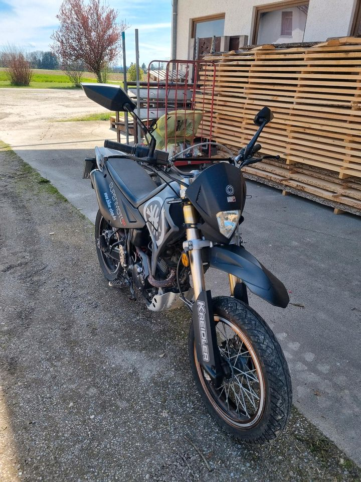 Spannende Kreidler Dice Sm 125 Bilder