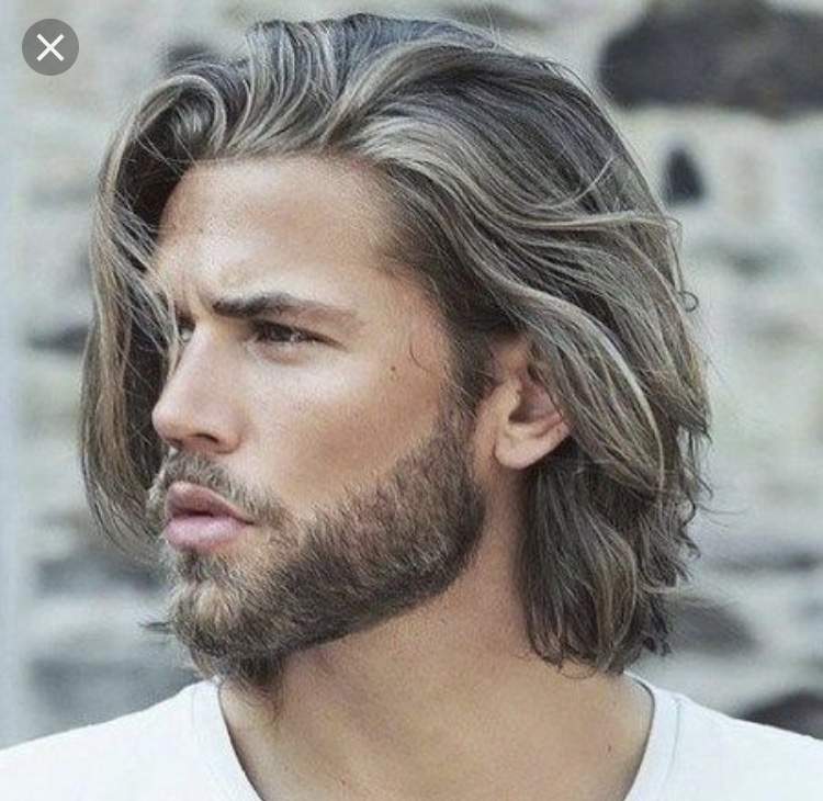 Haare glatt lange männer Langhaarfrisuren für