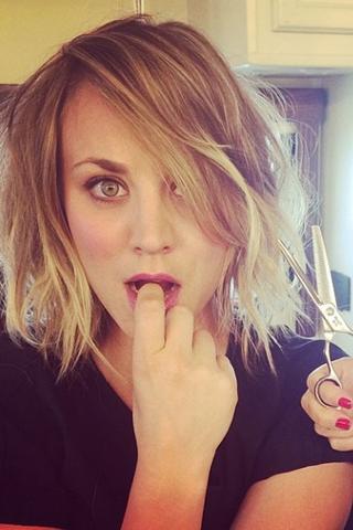 Haare Selbst Schneiden Mittellanger Stufenschnitt Undone Frisur Diy Mittellange Haare