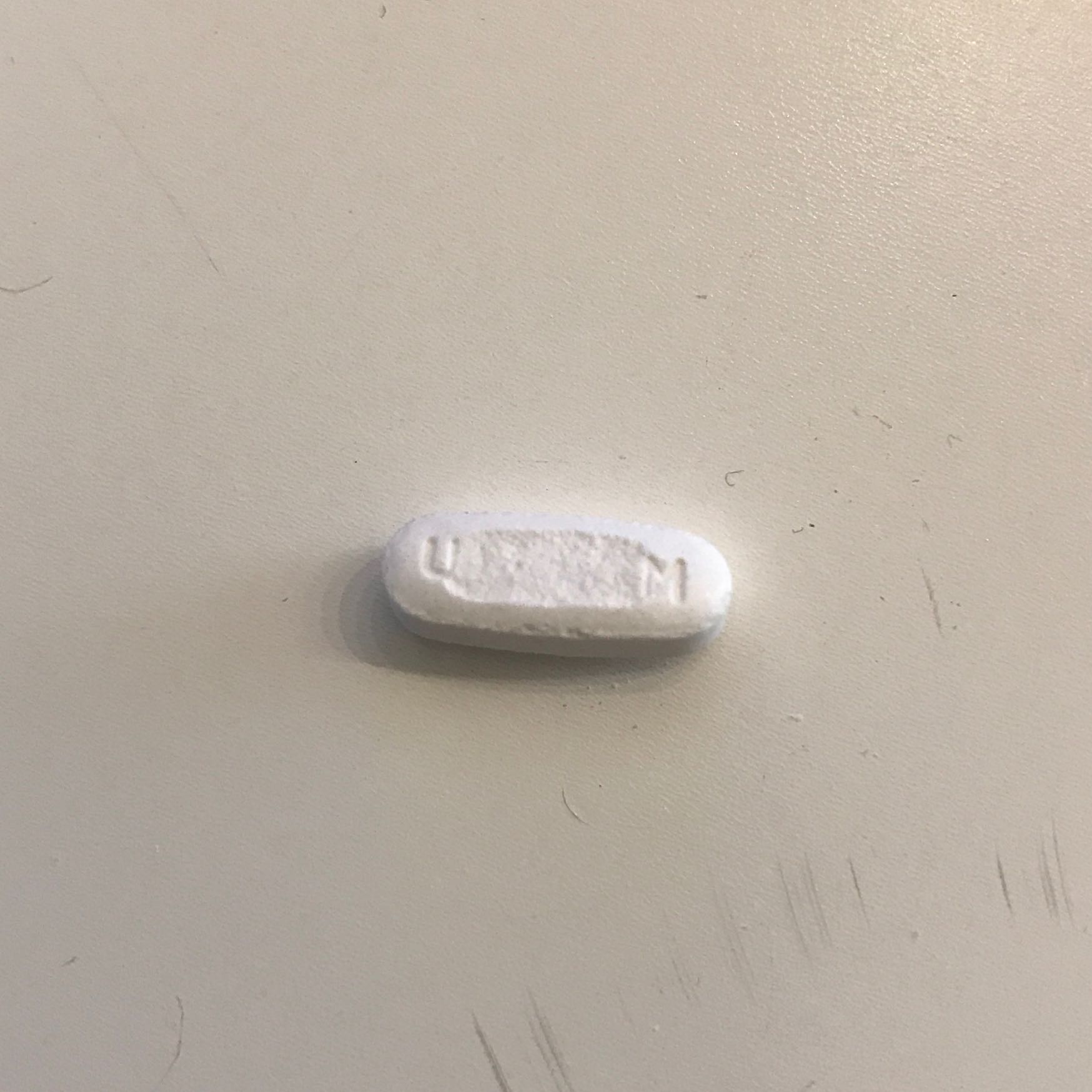 Habe eine Tablette gefunden und weiß nicht, was es für eine ist? (Medizin, Arzt, Tabletten)