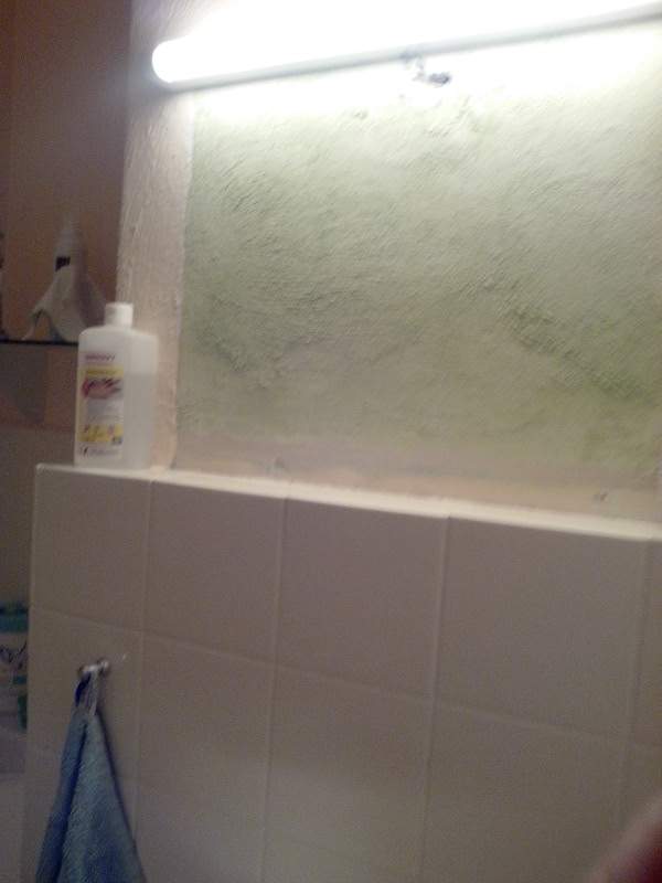 Habe einen Spiegel für die Wand gekauft, weil der vorherige Spiegel