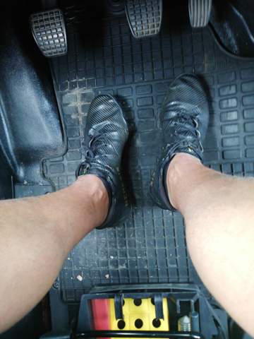 Habt ihr im Sommer auch oft schwitzige Füße in Turnschuhen?