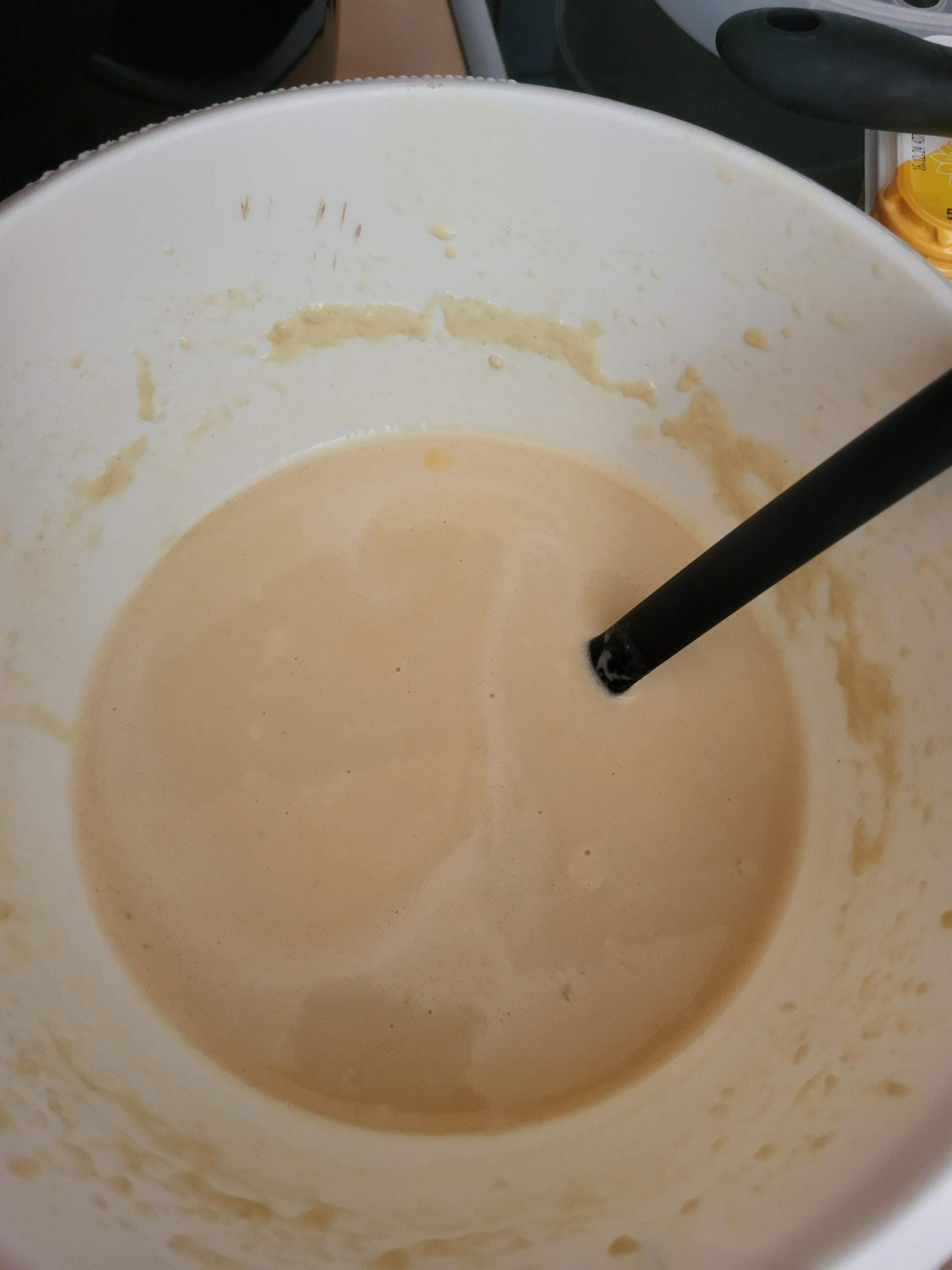 Habt ihr schonmal rohen Plätzchenteig oder Pfannkuchenteig genascht ... Habt ihr schonmal rohen Plätzchenteig oder Pfannkuchenteig genascht ...