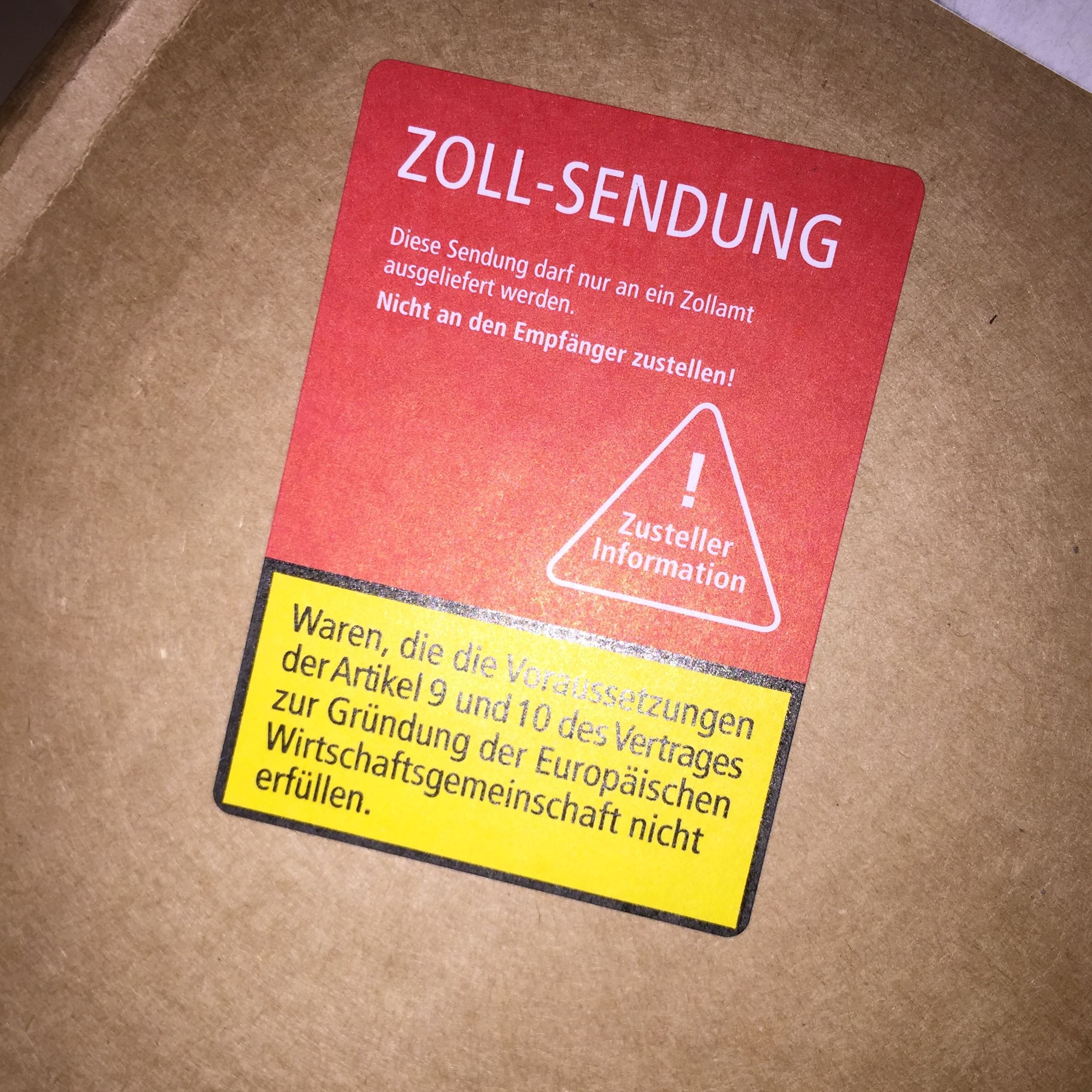 Hätte das Paket nicht beim Zoll landen sollen? (Deutschland, EU, Waren)