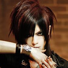 Tsurugi - (Haare, Friseur, Haarfarbe)