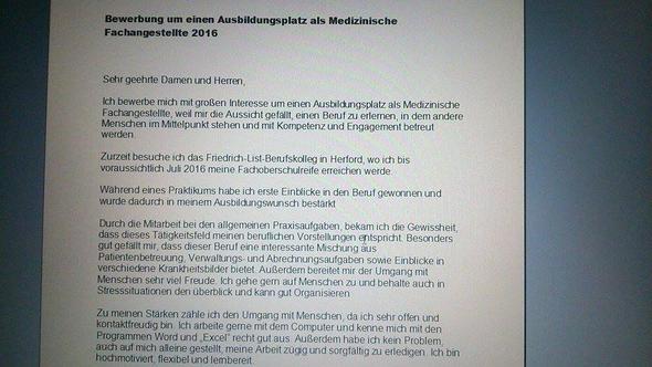 Hallo Ich Wollte Mich Gerne Als Medizinische Fachangestellte Bewerben Und Wollte Euch Einmal Fragen Ob Das So Okay Ist Danke Schon Mal Job Bewerbung