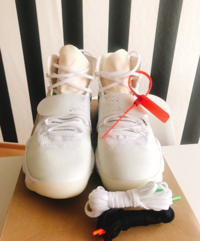 Off white 2025 hyperdunk fake