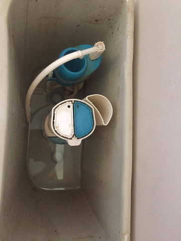 Spülkasten - (Toilette, Badezimmer, Sanitär)