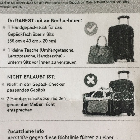 Kann der Rucksack als Koffer gelten und kann man sich noch ne kleine Tasche - (Reisen und Urlaub, Flugzeug, Flughafen)