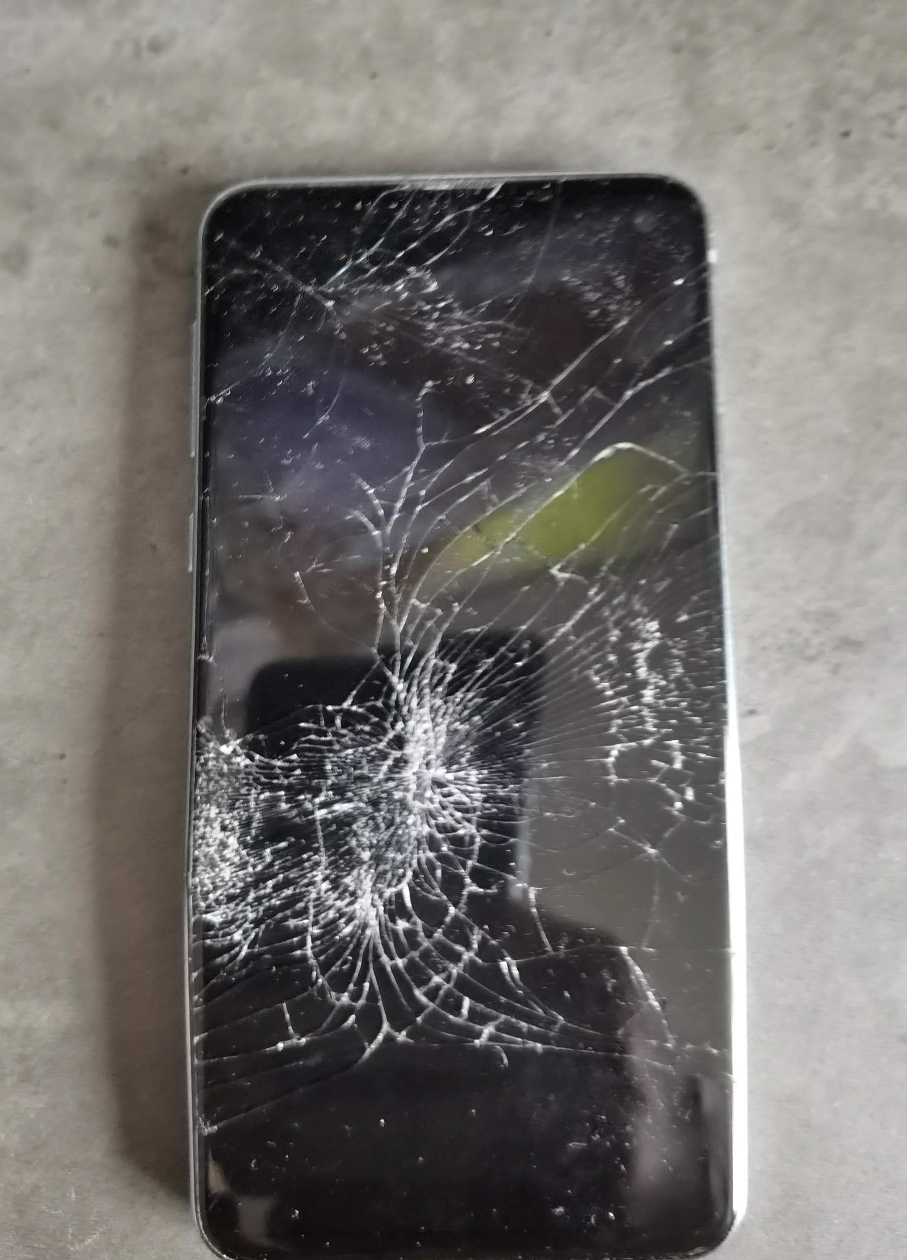 Handy kaputt Daten Retter? (Technik, Smartphone, Reparaturservice)