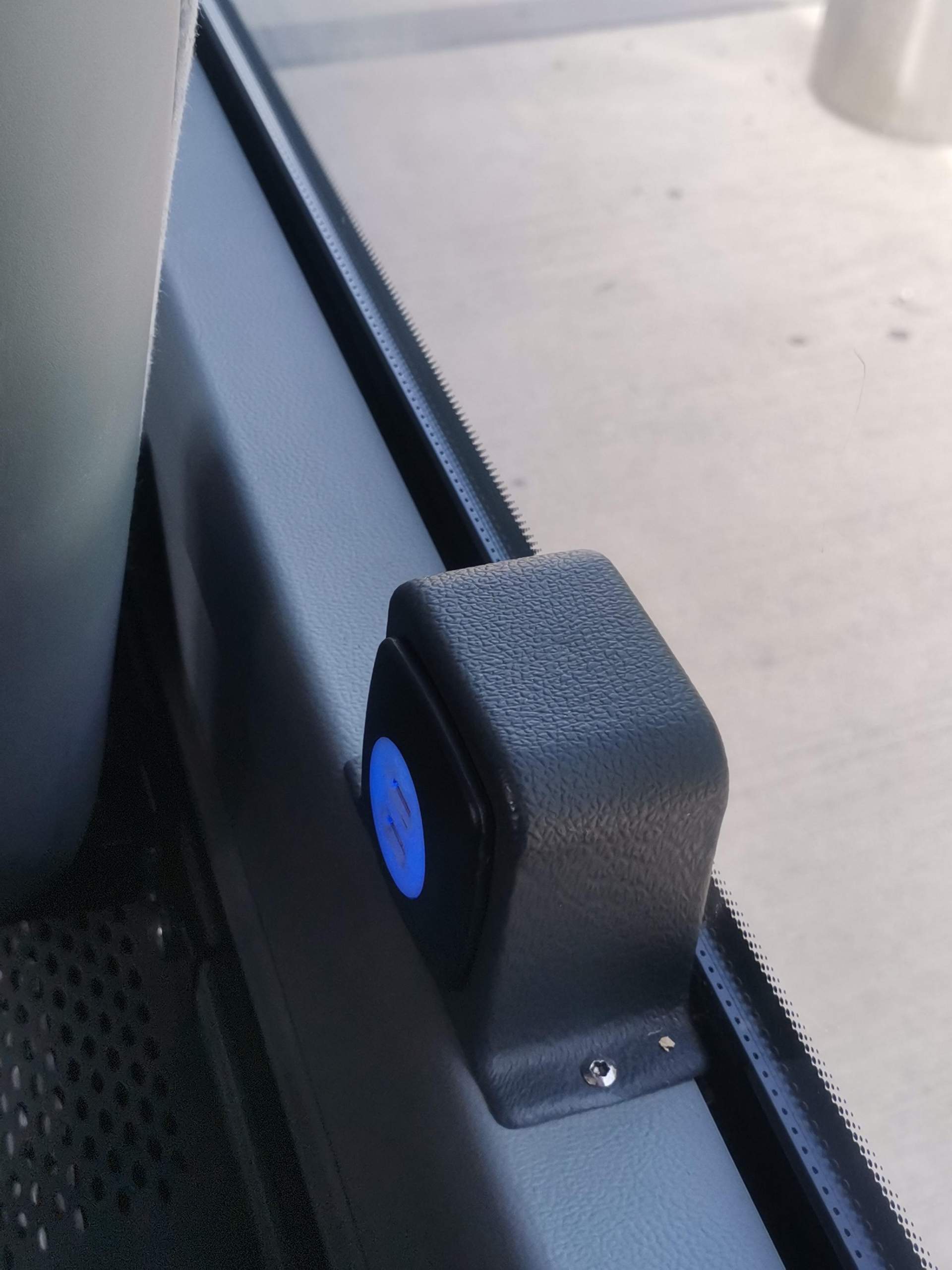 Handy laden im Bus? (Technik)