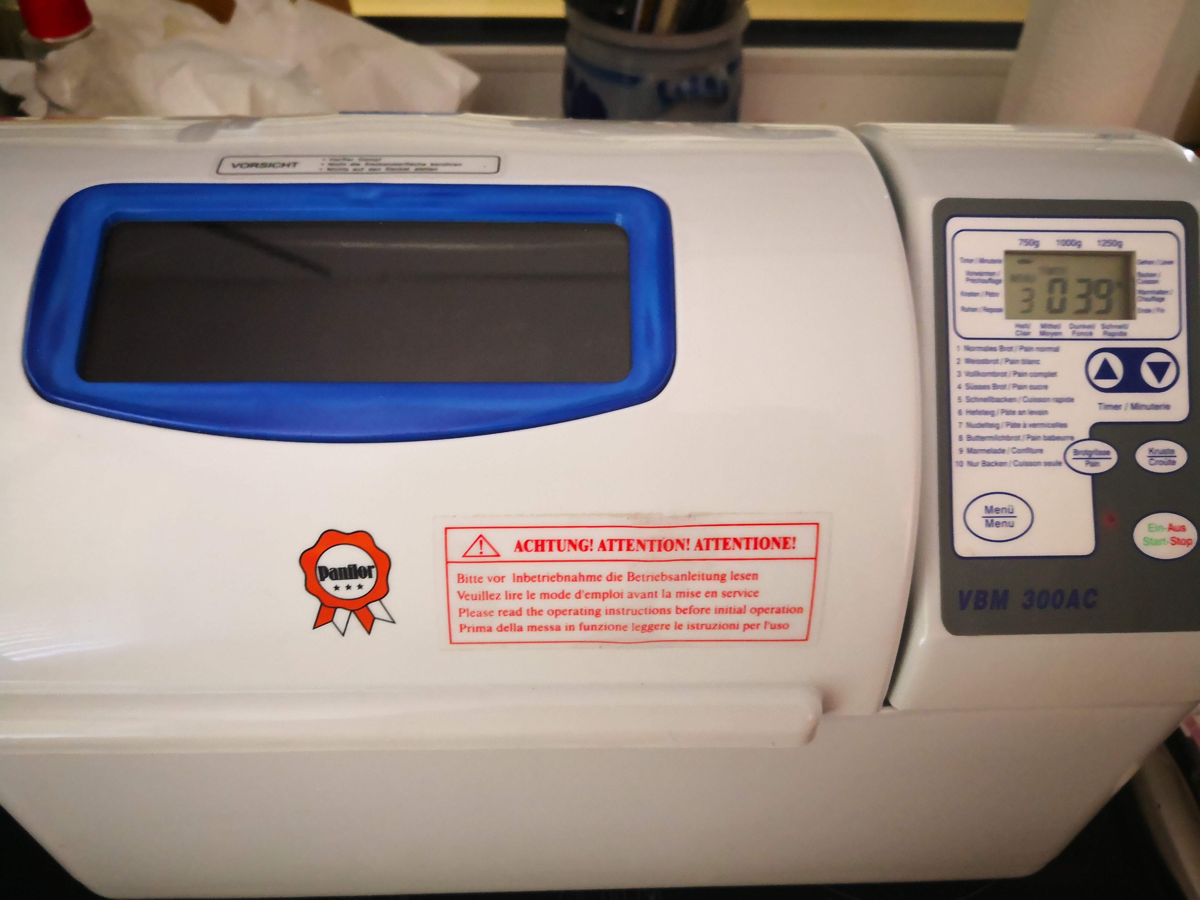 Hat Jemand Eine Bedienungsanleitung Fur Den Brotbackautomat Panflor Vbm 300ac Computer Technik Technologie