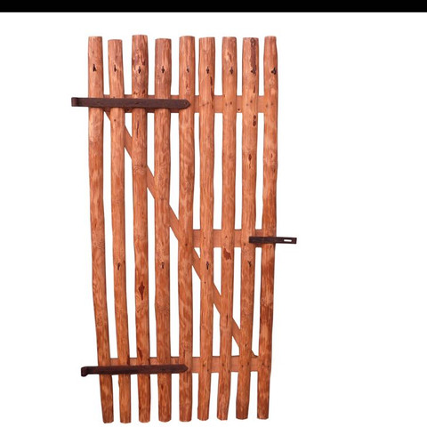 Hat jemand eine Idee, wie ich meine alte kellertür stabilisieren