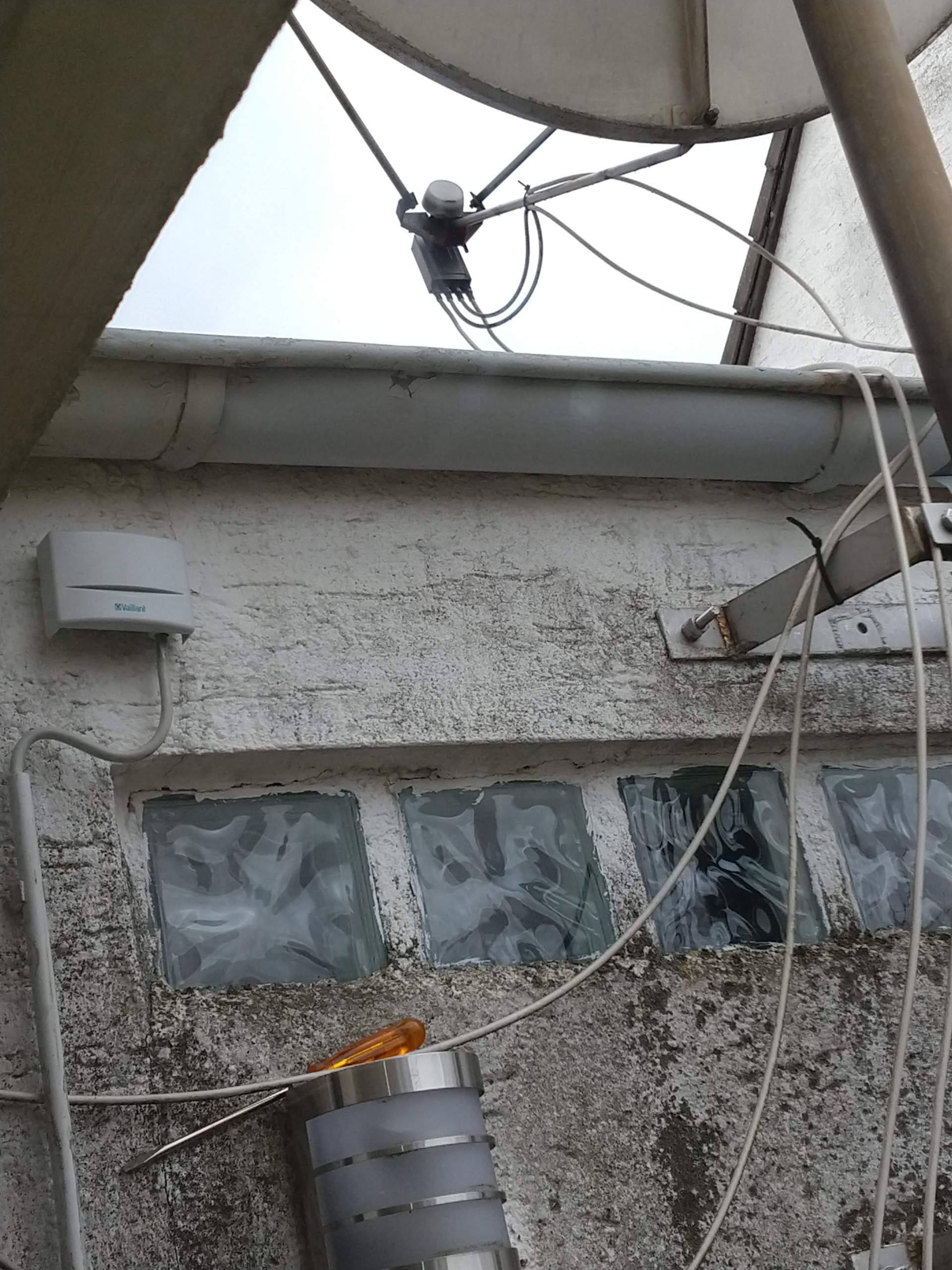 Kein Sat Empfang Zu Bestimmten Zeiten Haus gekauft, SAT Anlage, keine Ahnung, kein Empfang? (Technik