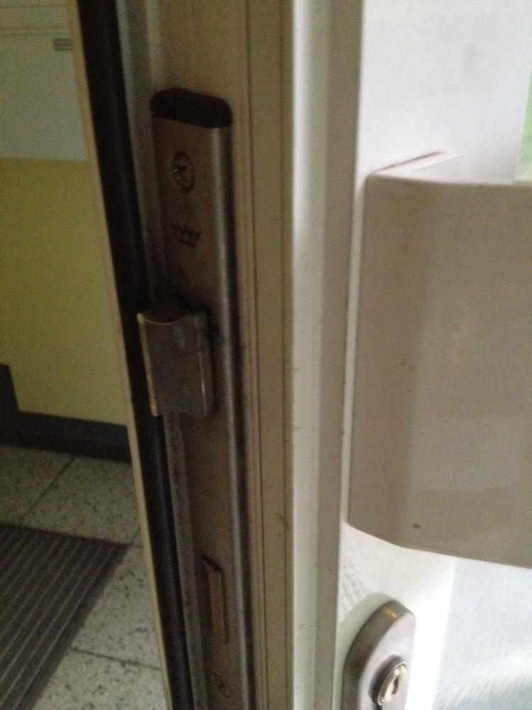 Haustur Geht Nicht Richtig Zu Handwerk Handwerker Schlussel