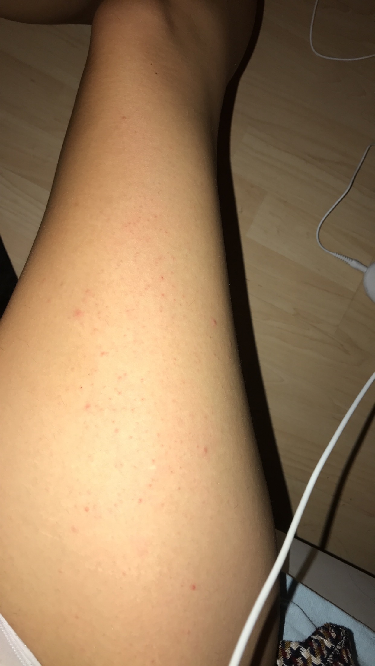 haut mit epilieren zerstort rasieren