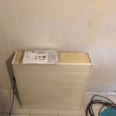 - (Heimwerker, Heizkörper, Installateur)