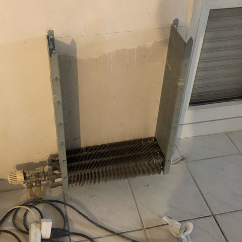 - (Heimwerker, Heizkörper, Installateur)