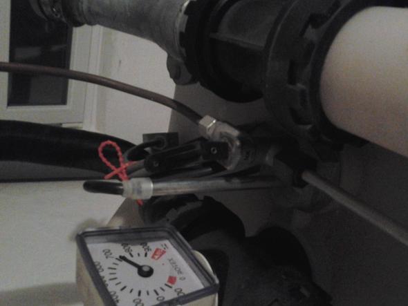 ? Was ist das vor der Uhr - (Öl, Tank)