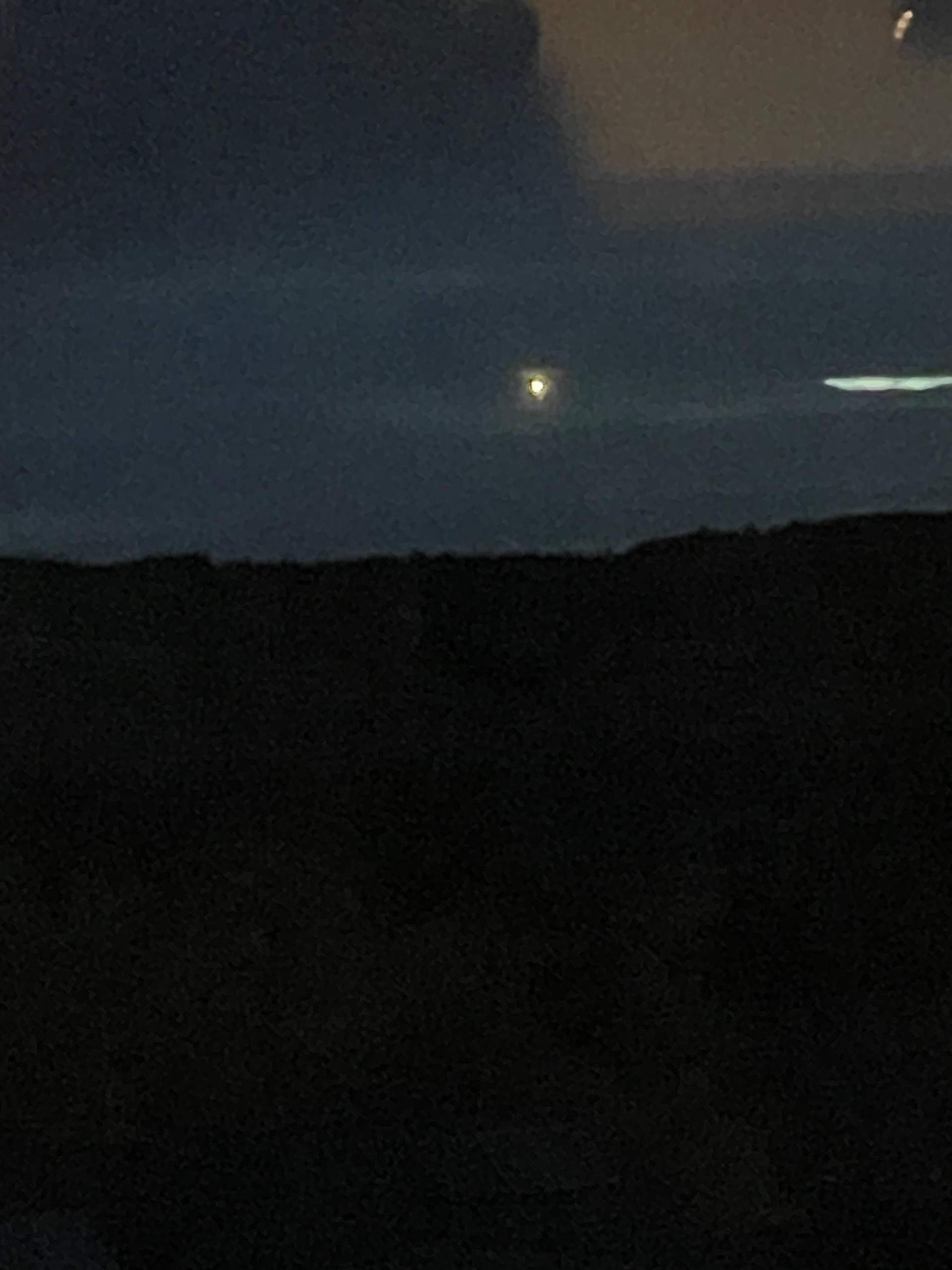 Helles licht? (Weltraum, Himmel, UFO)