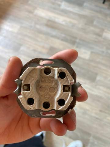 Herausforderung: Lichtschalter Altbau, wie muss ich die Kabel