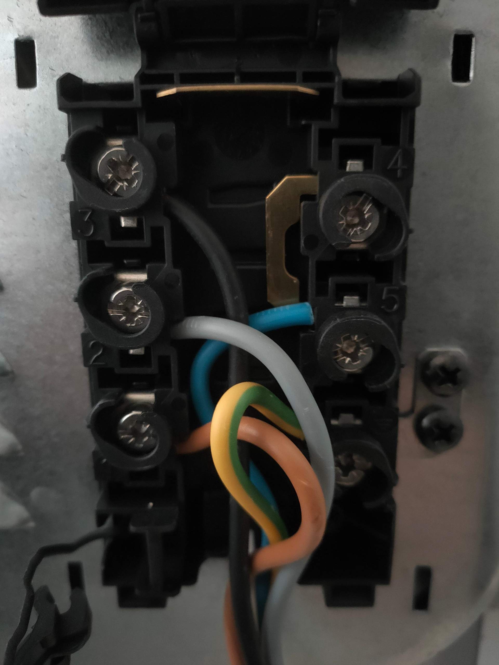 Herd anschließen? (Elektriker)