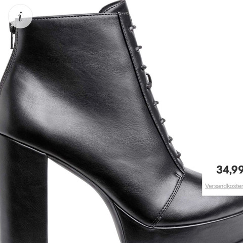 Hey Wie Finden Manner Diese Schuhe An Frauen Mit Einer Jeans Und Einem Schwarzen Top Bei Einer Frau Zum Feiern Gehen Mode Hohe Schuhe