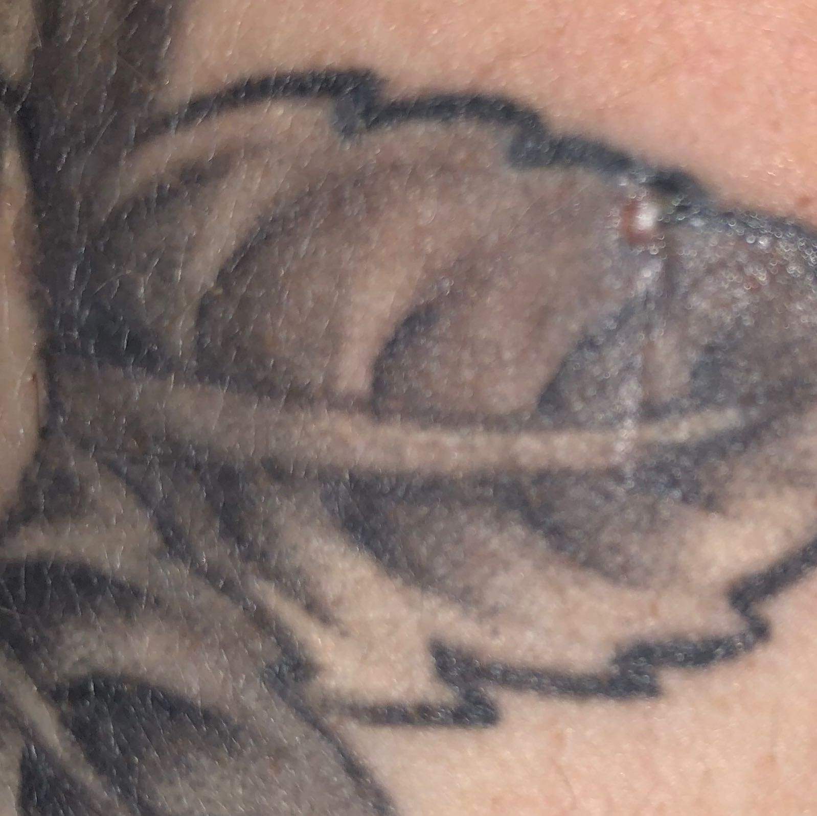 Hey hab mir ein tattoo stechen gelassen ist aber schon lange her. Hatte