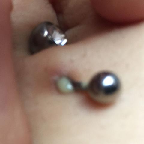 Stechen lassen bauchnabelpiercing 2 mal Bauchnabelpiercing! Ja