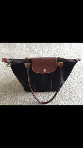 Tasche von vorne - (Kleidung, Tasche, Handtasche)