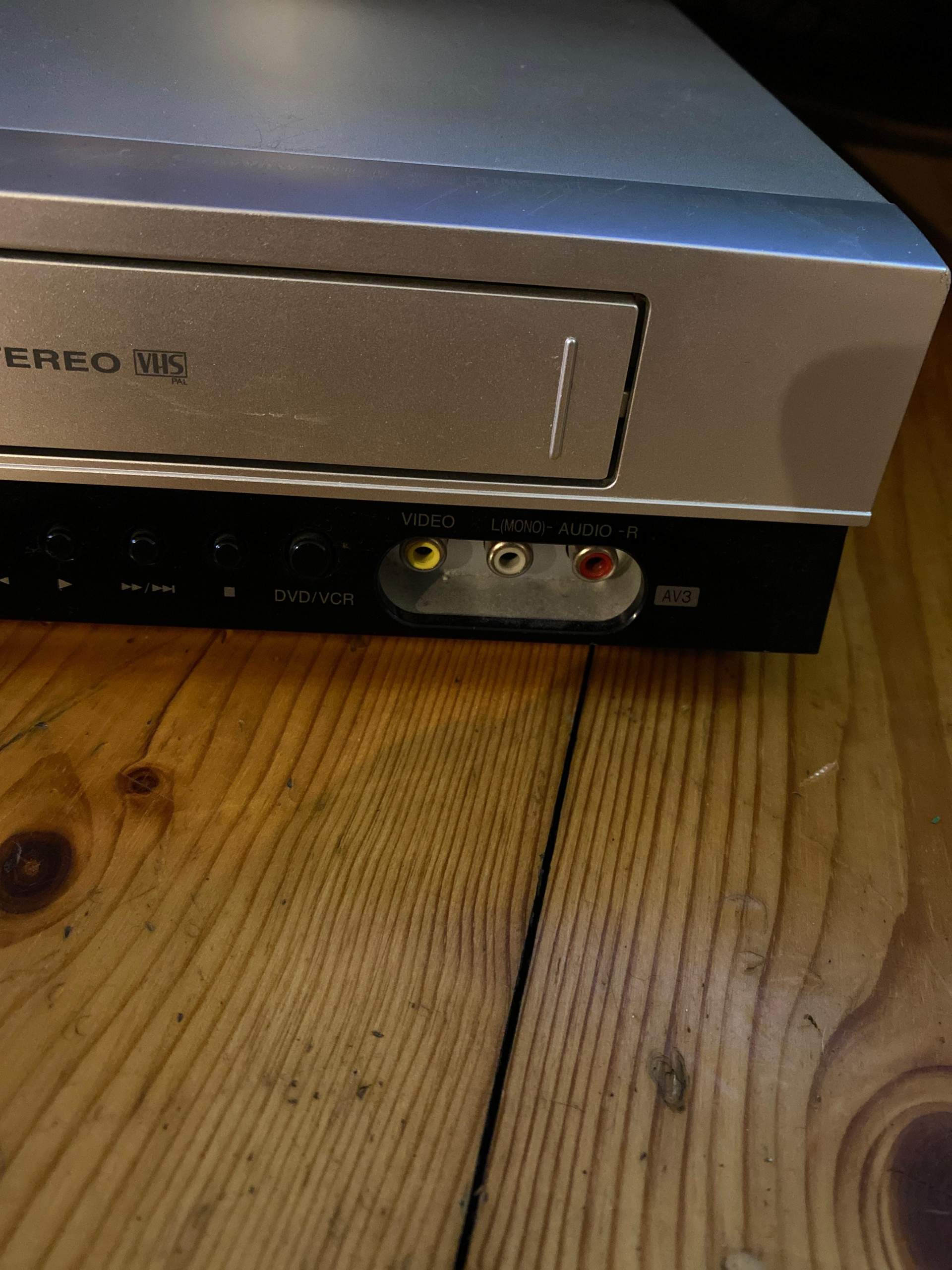 Hi8 Vhs Adapter 18 - unppduv