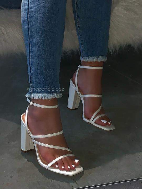 High heels fü breite Füße? (Mode, Schuhe, shoppen)
