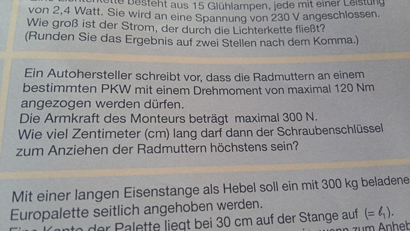 Lösung für die Aufgabe in der mitte - (Schule, Mathematik, Physik)