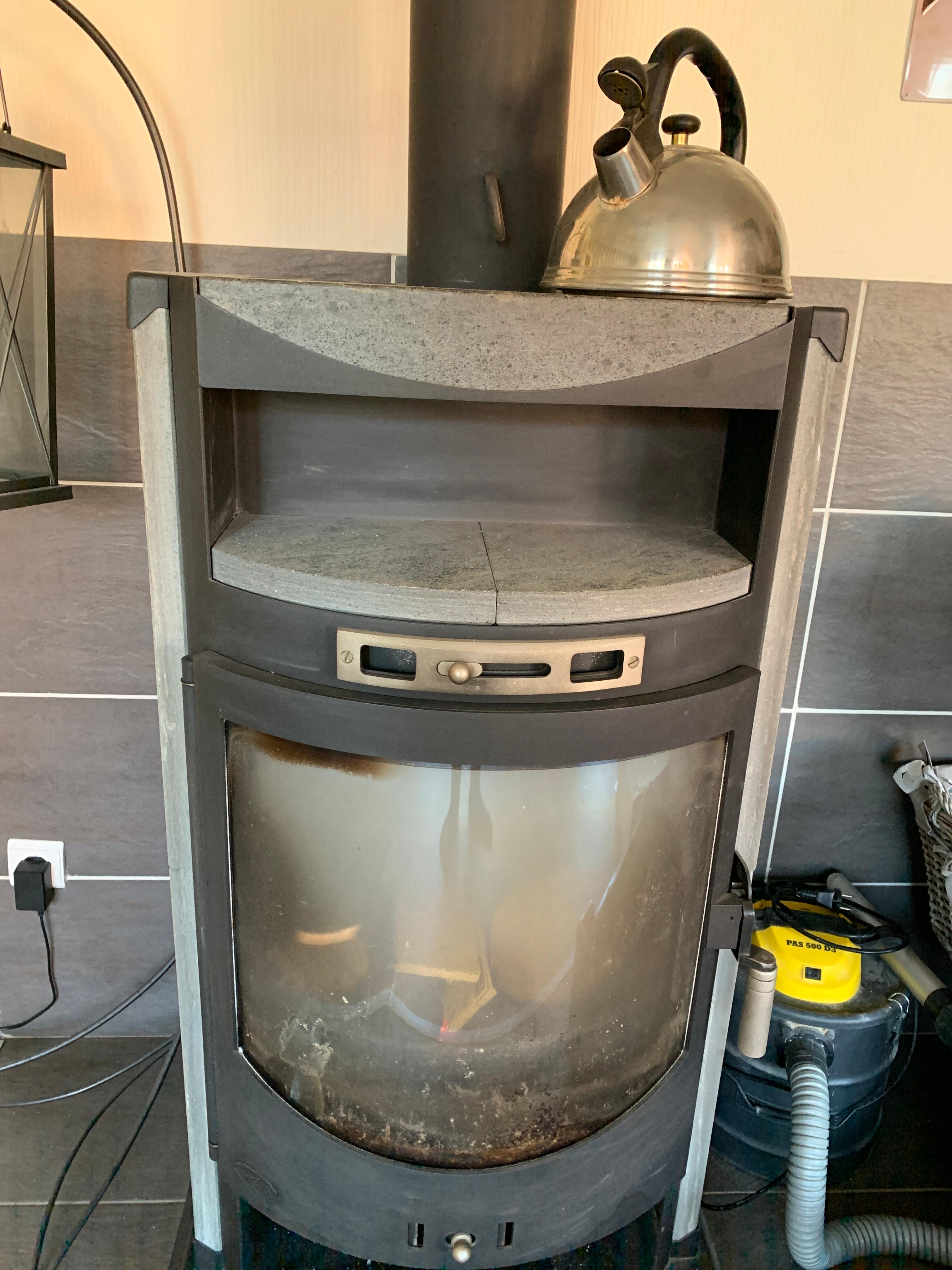Hilfe Beim Kamin Feuer Ofen