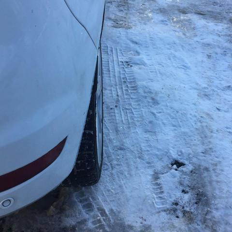 Angewinkelter als vorne - (Auto, Ford, Fiesta)