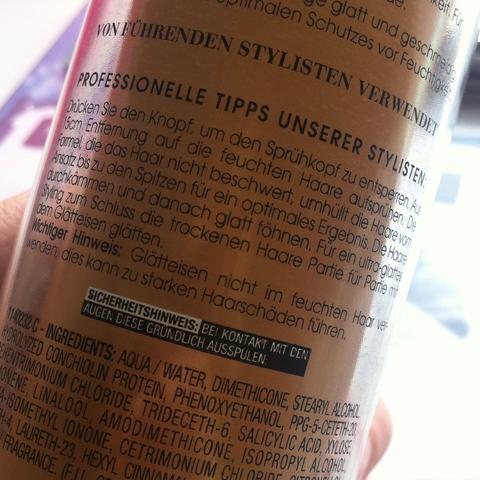 Hitzeschutzspray Nur Auf Nasse Haare Spruhen Hitze Trocken Anwendung