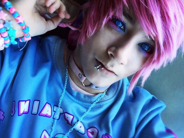 Hochwertige Cosplay Male Perucken Im Emo Style Haare Perucke