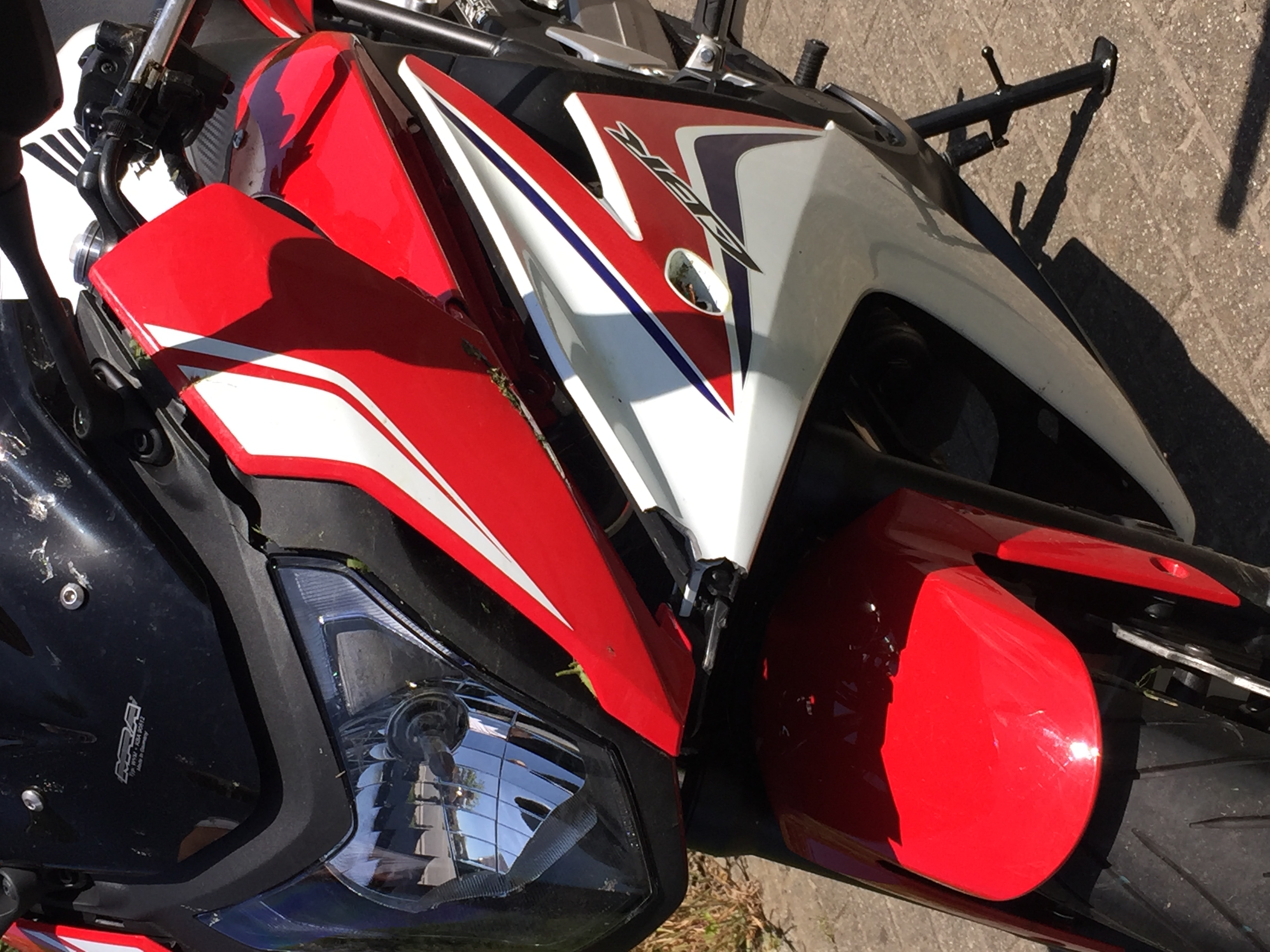 Honda Cbr 650 F Zweitverkleidung Motorrad Unfall Verkleidung honda-cbr-650-f-zweitverkleidung-motorrad-unfall-verkleidung