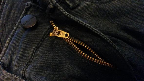 Symptome Haufen Oberer, höher reißverschluss geht immer auf jeans ...