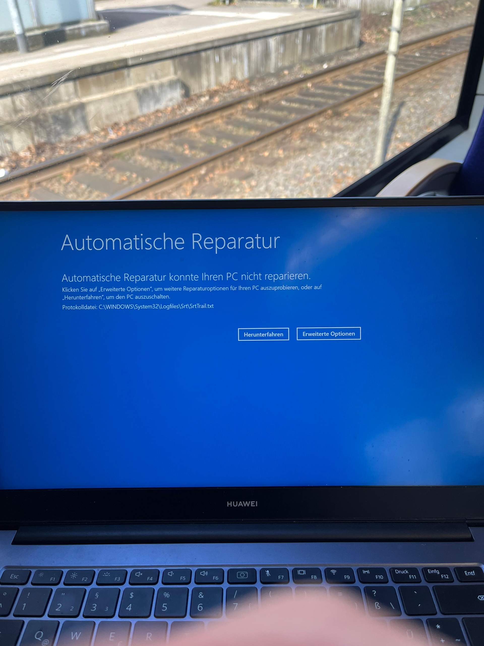 Huawei Windows Laptop funktioniert nicht mehr. Kann mir jemand helfen