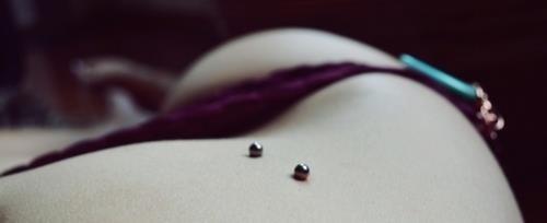 <3 - (Schmerzen, Piercing)