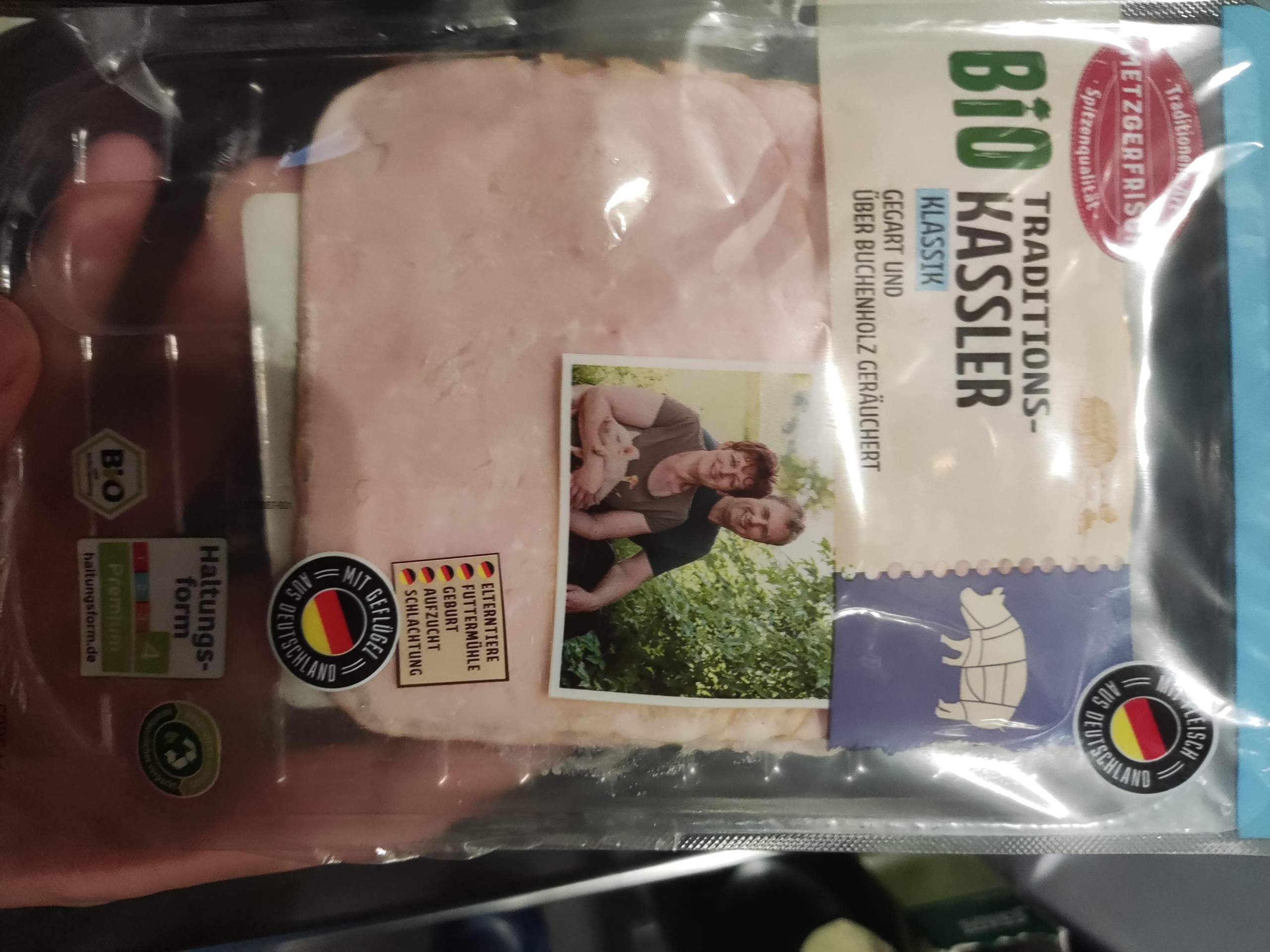 Hund kassler gegeben was jetzt? (Hundefutter) Hund kassler gegeben was jetzt? (Hundefutter)